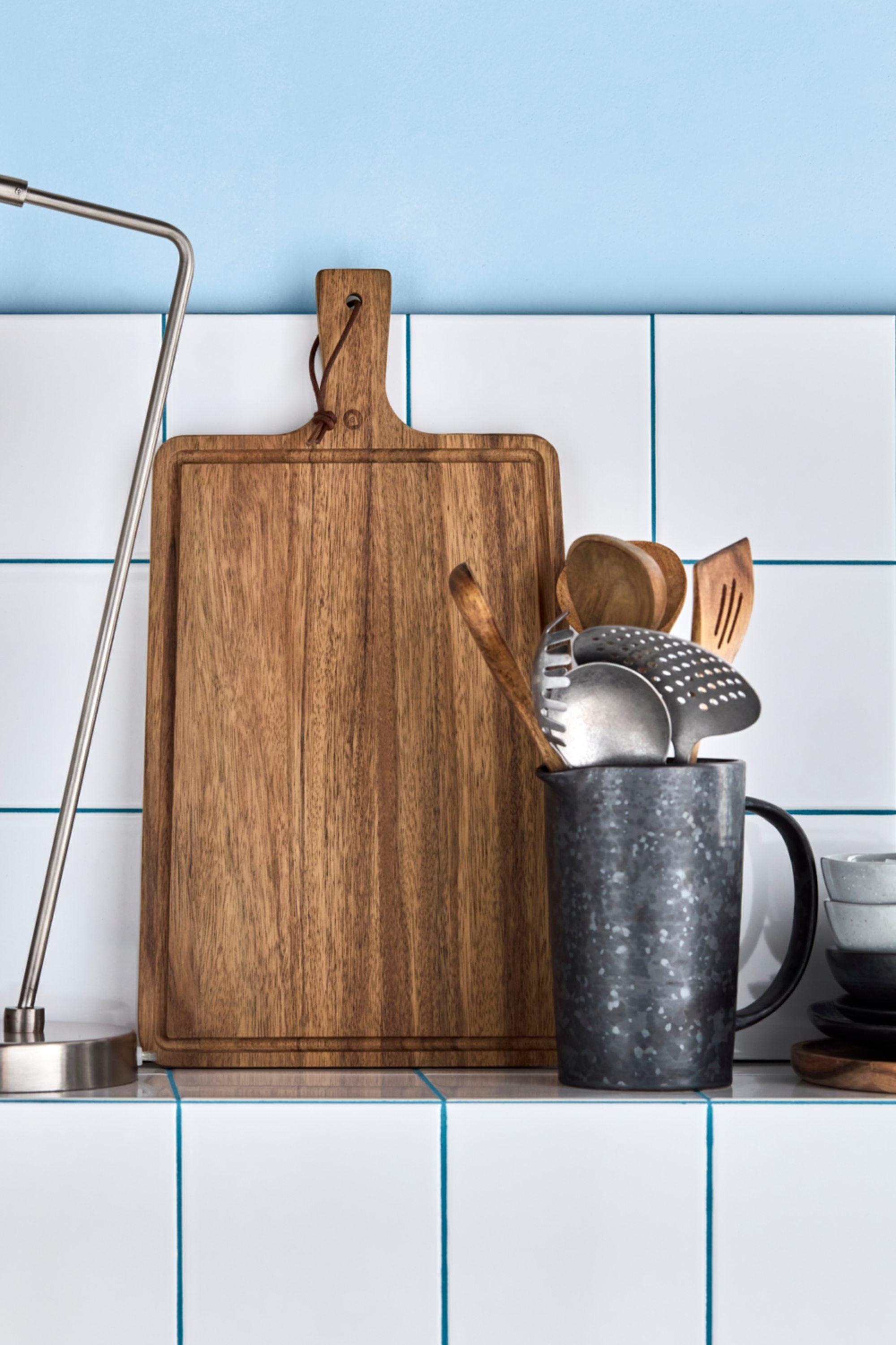 walnut board juice groove