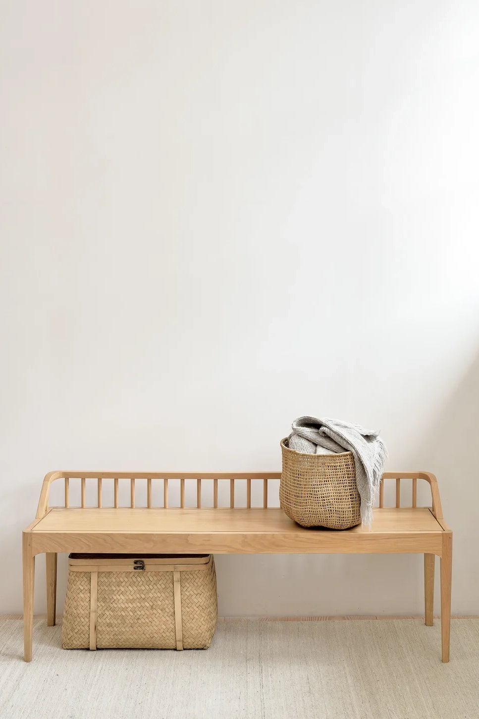 spindle bench oak 150 x 35 x 60cm