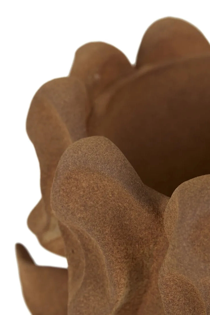 flaxen vase brick