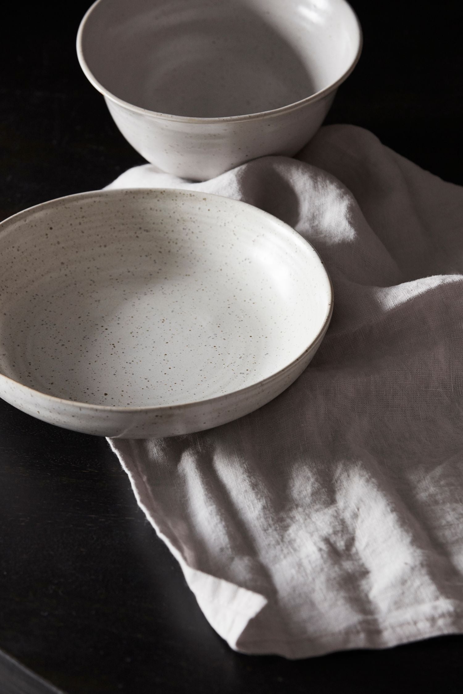 pion low bowl off white speckle set/4