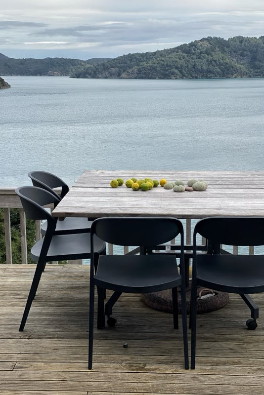 deckhand chair black