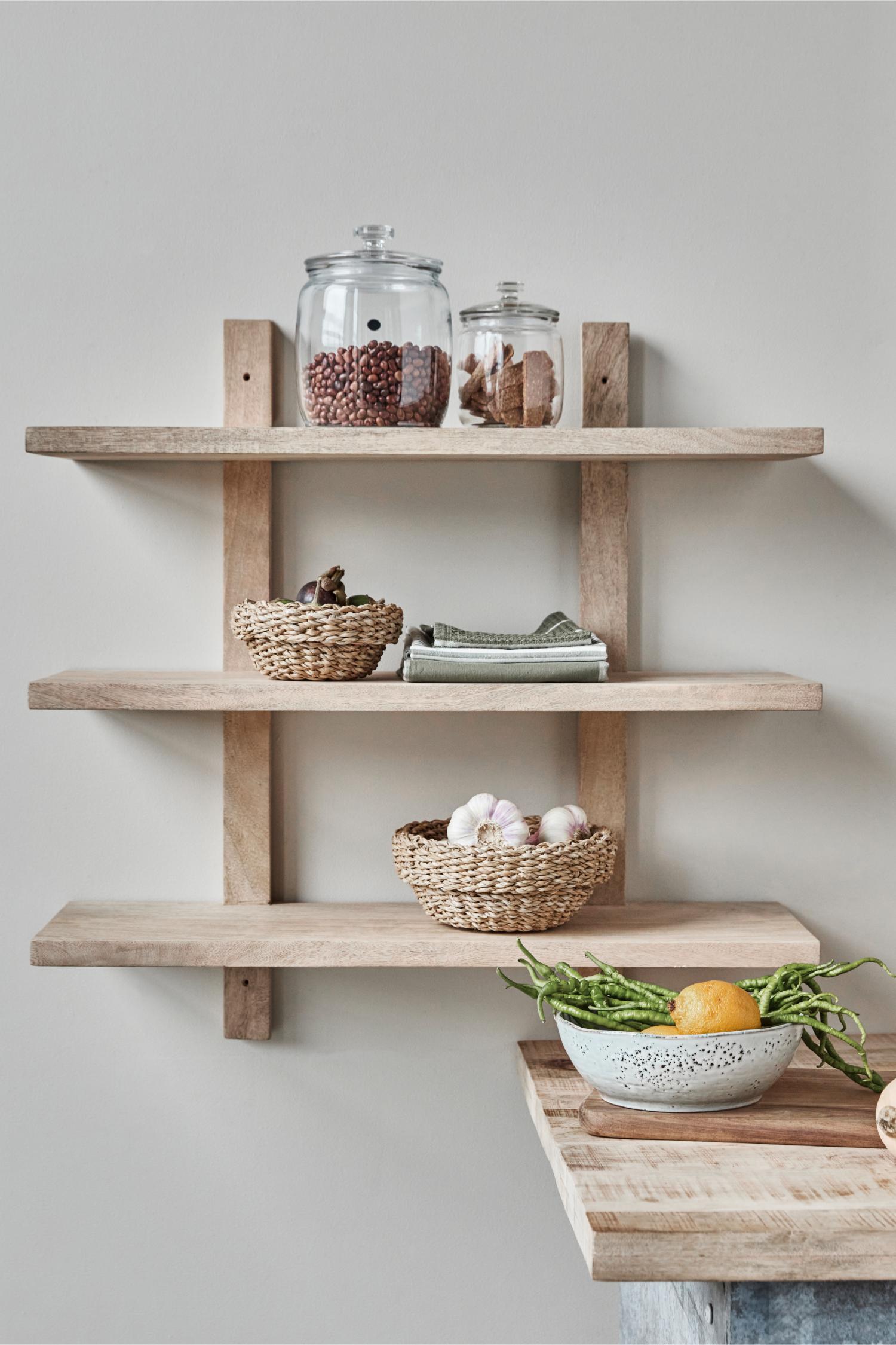 set shelf natural