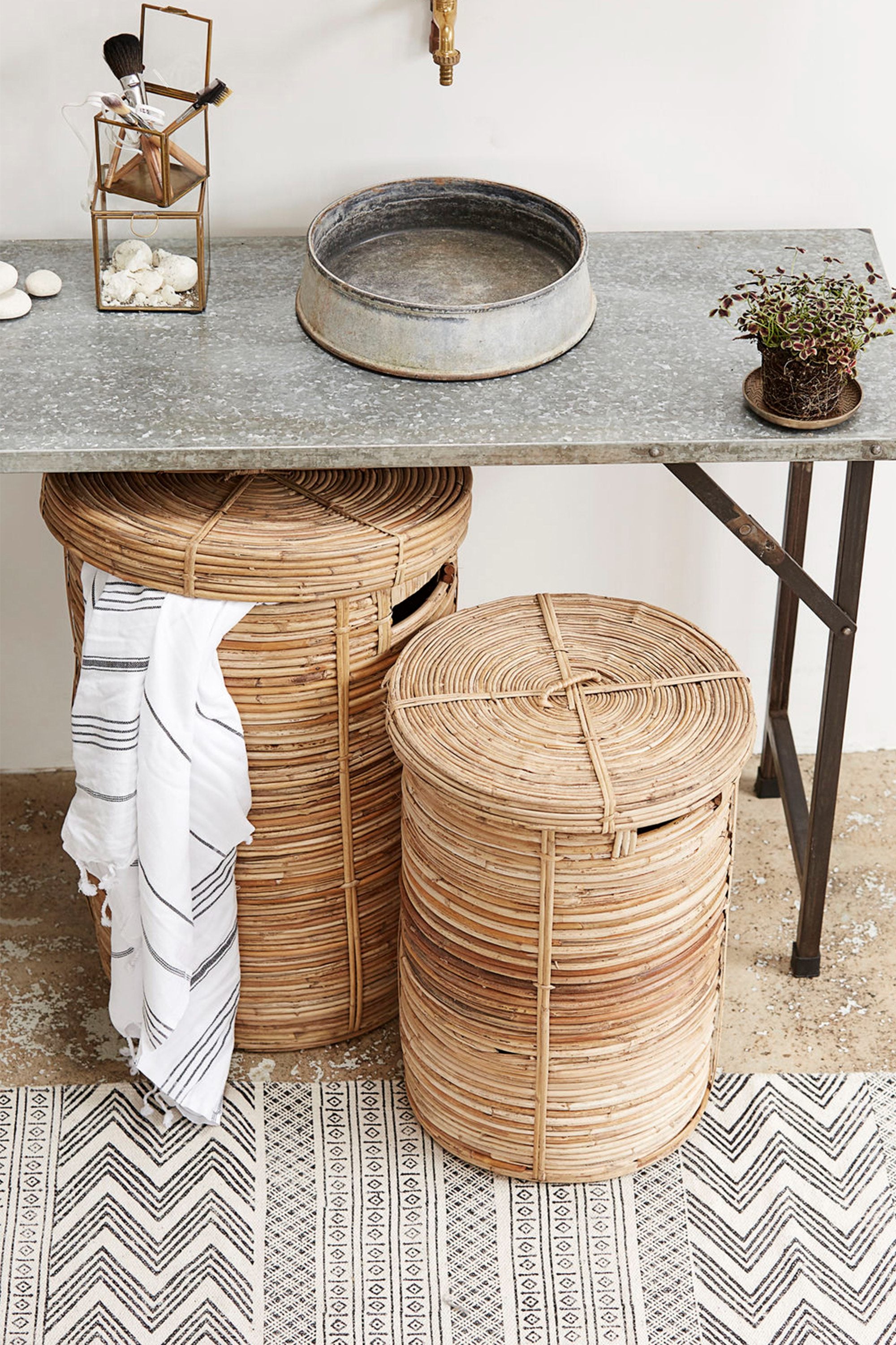 chaka laundry basket small