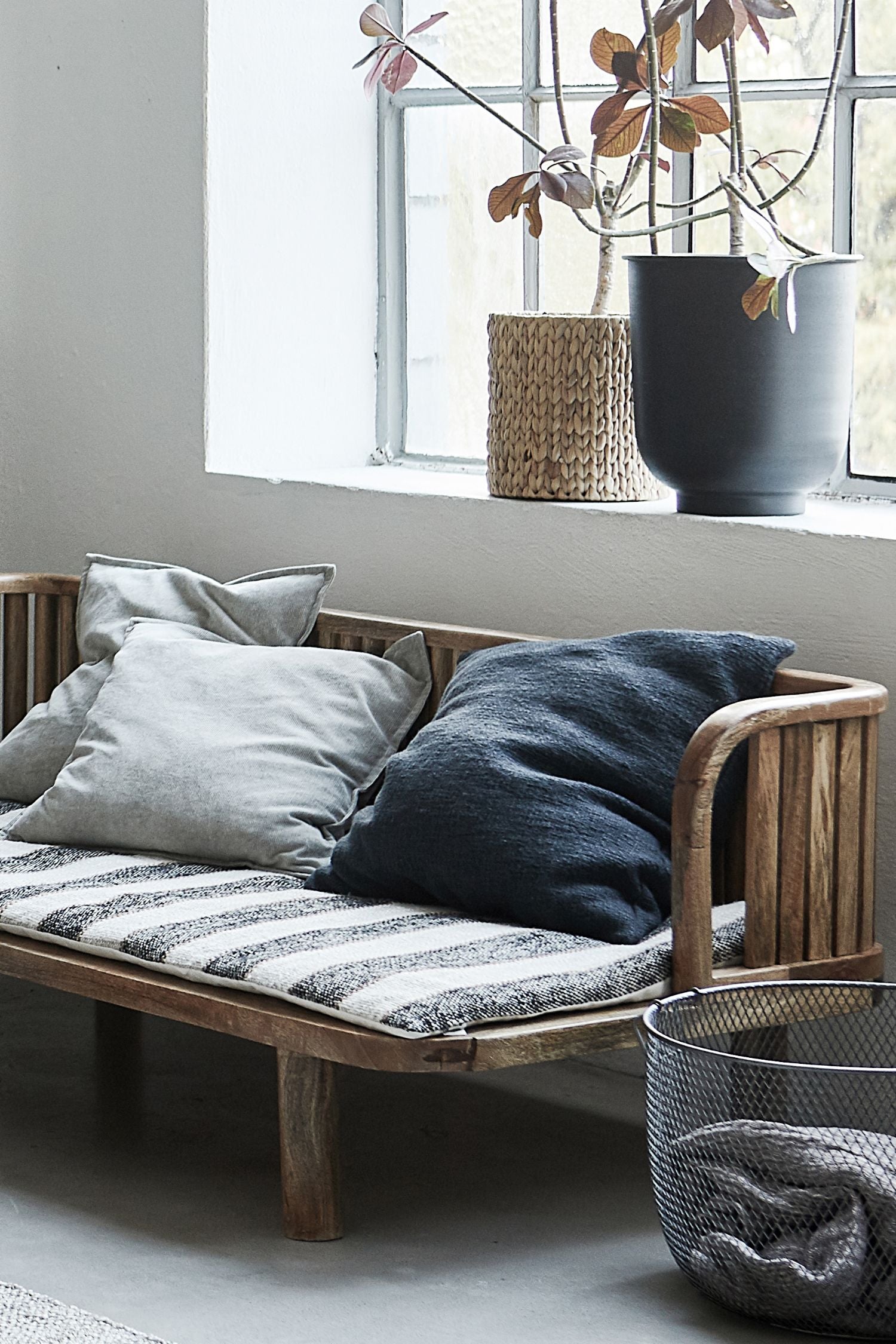 adah cushion cover