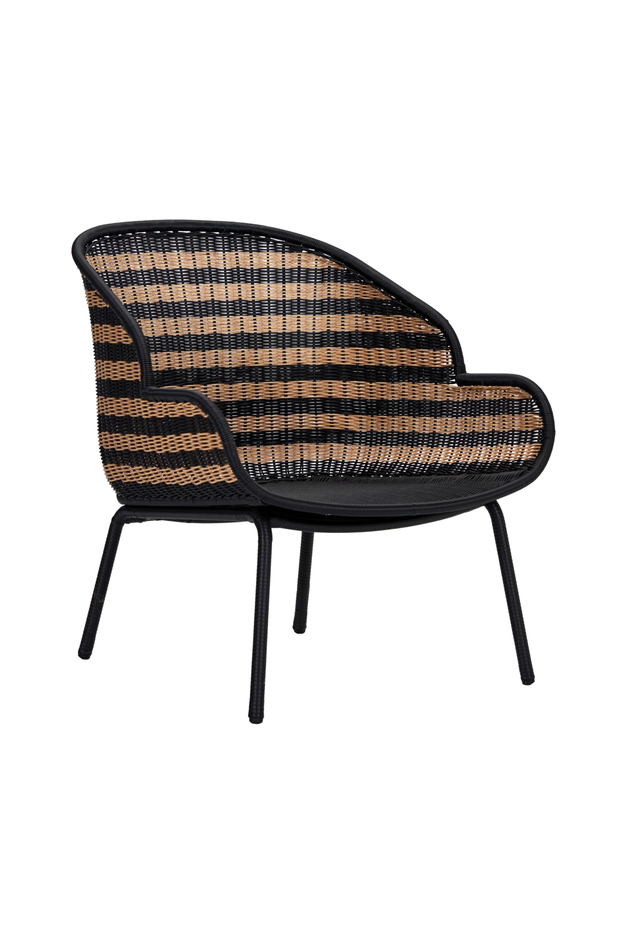 hapur lounge chair black stripe