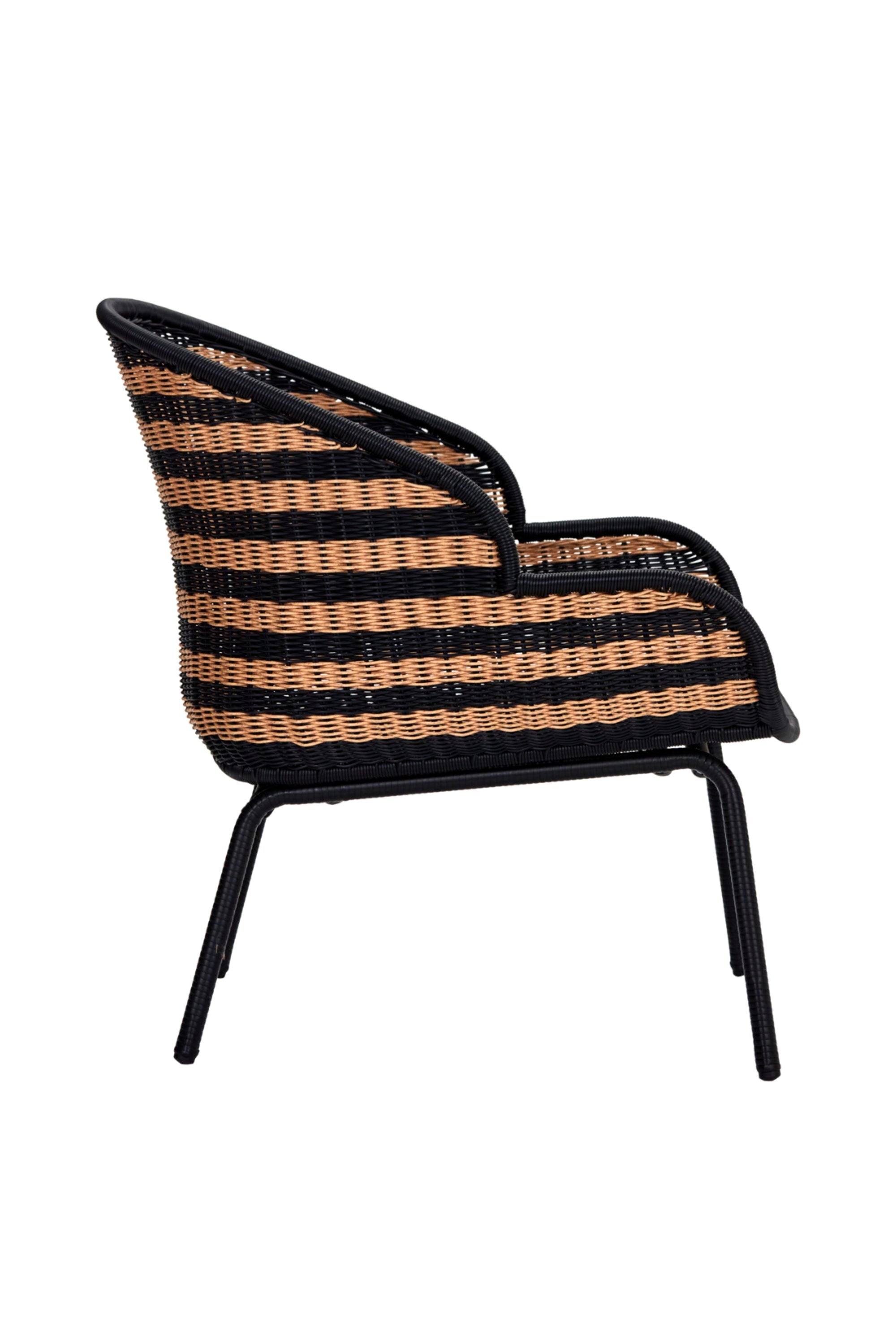 hapur lounge chair black stripe