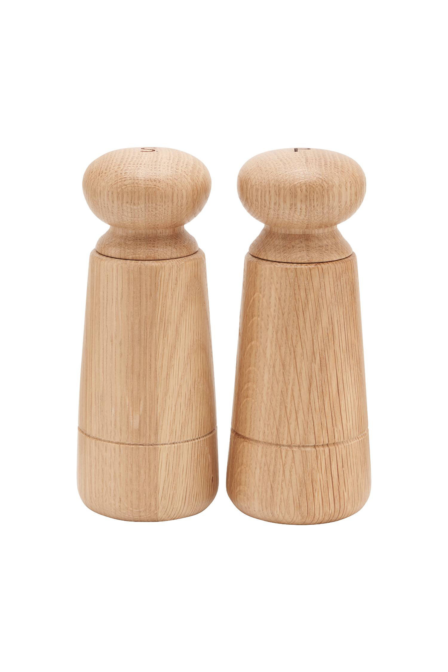 wardha oak salt + pepper grinder set