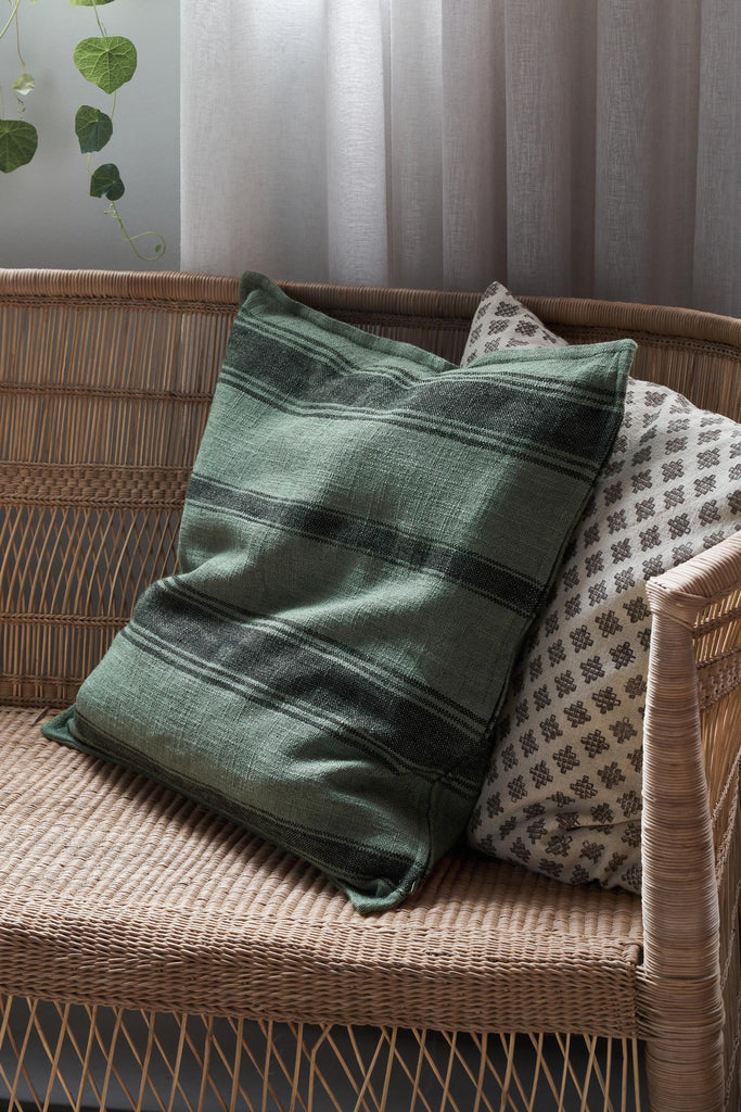 suto square cushion cover green