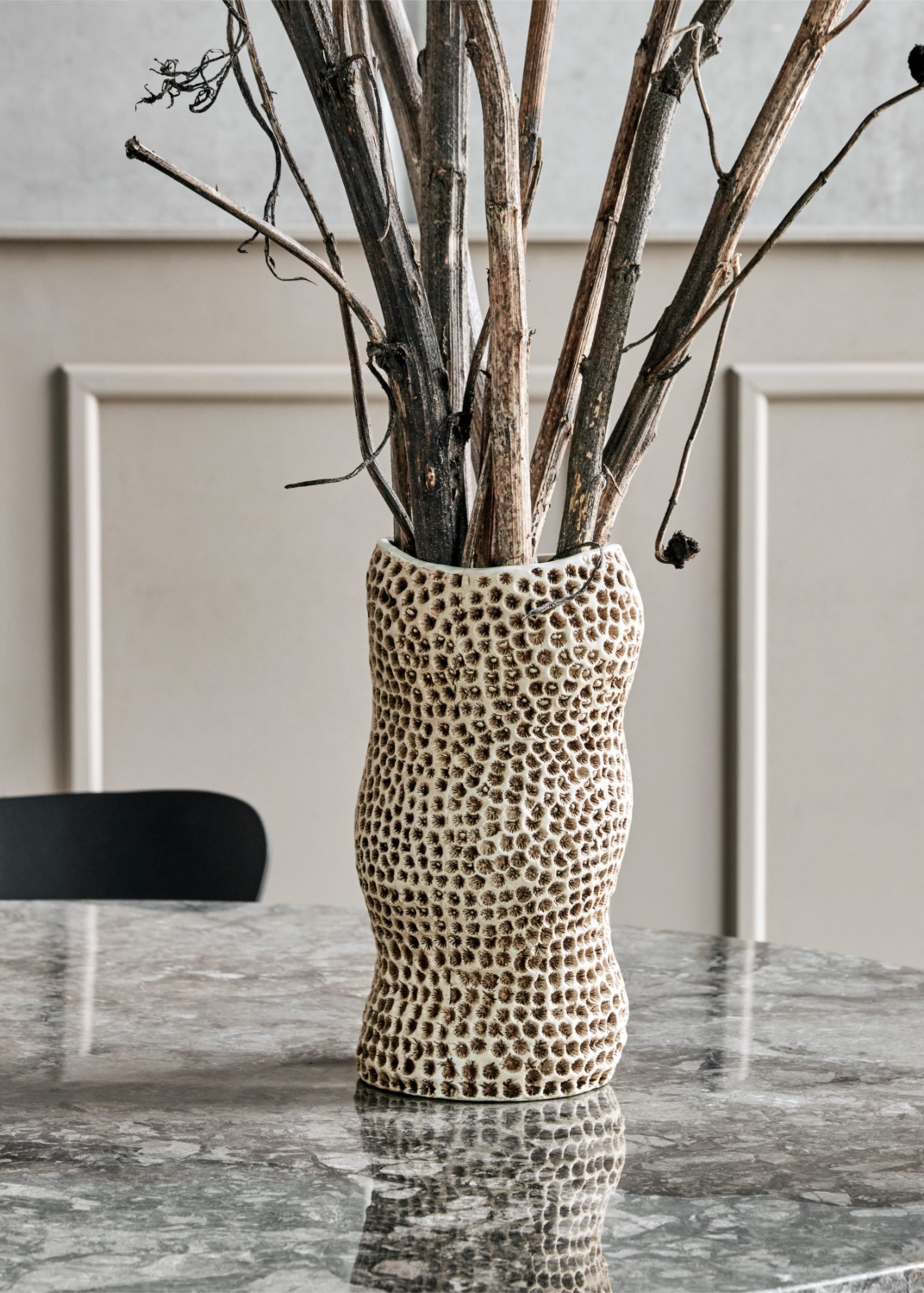 pan vase