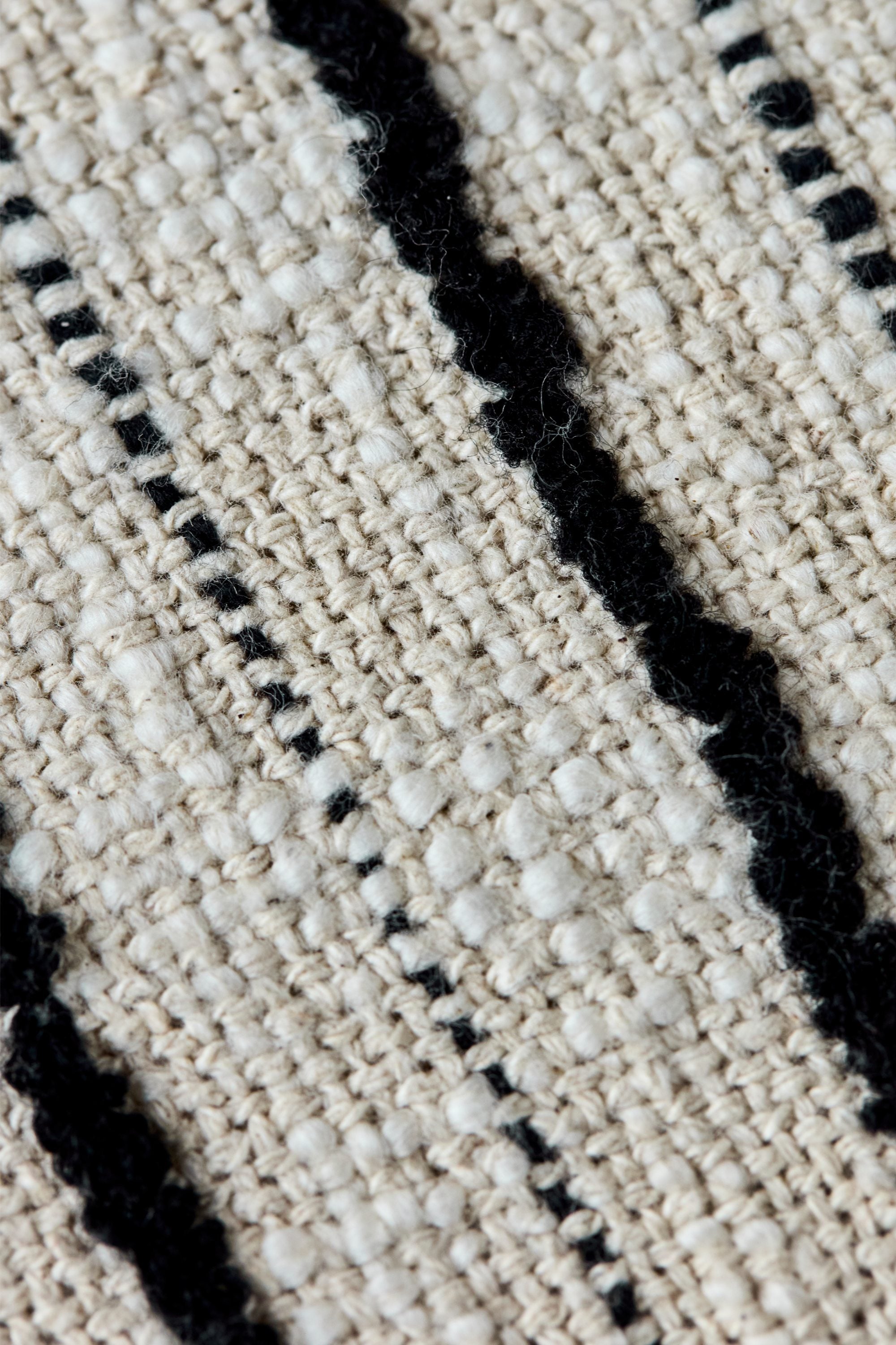 lines cushion cover