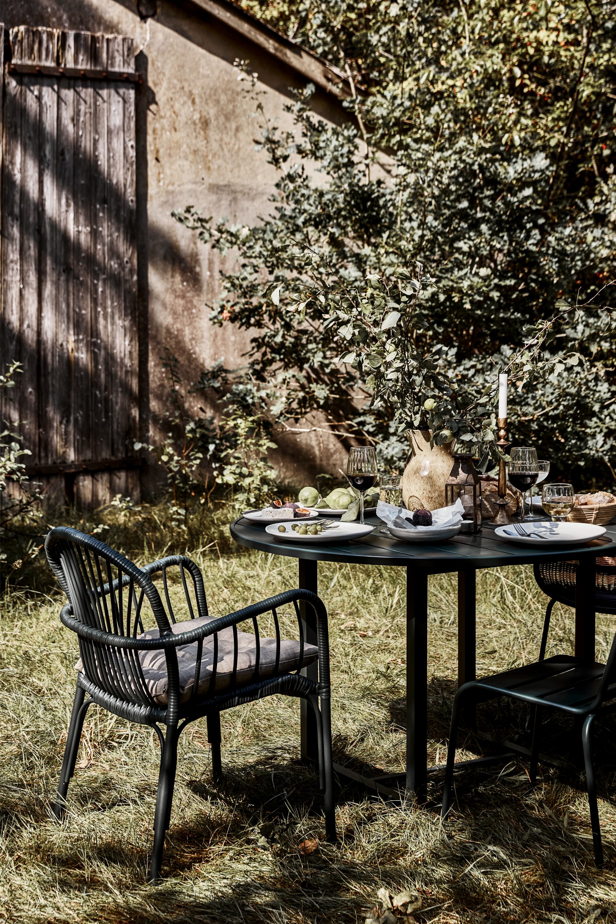 brea outdoor chair dark green