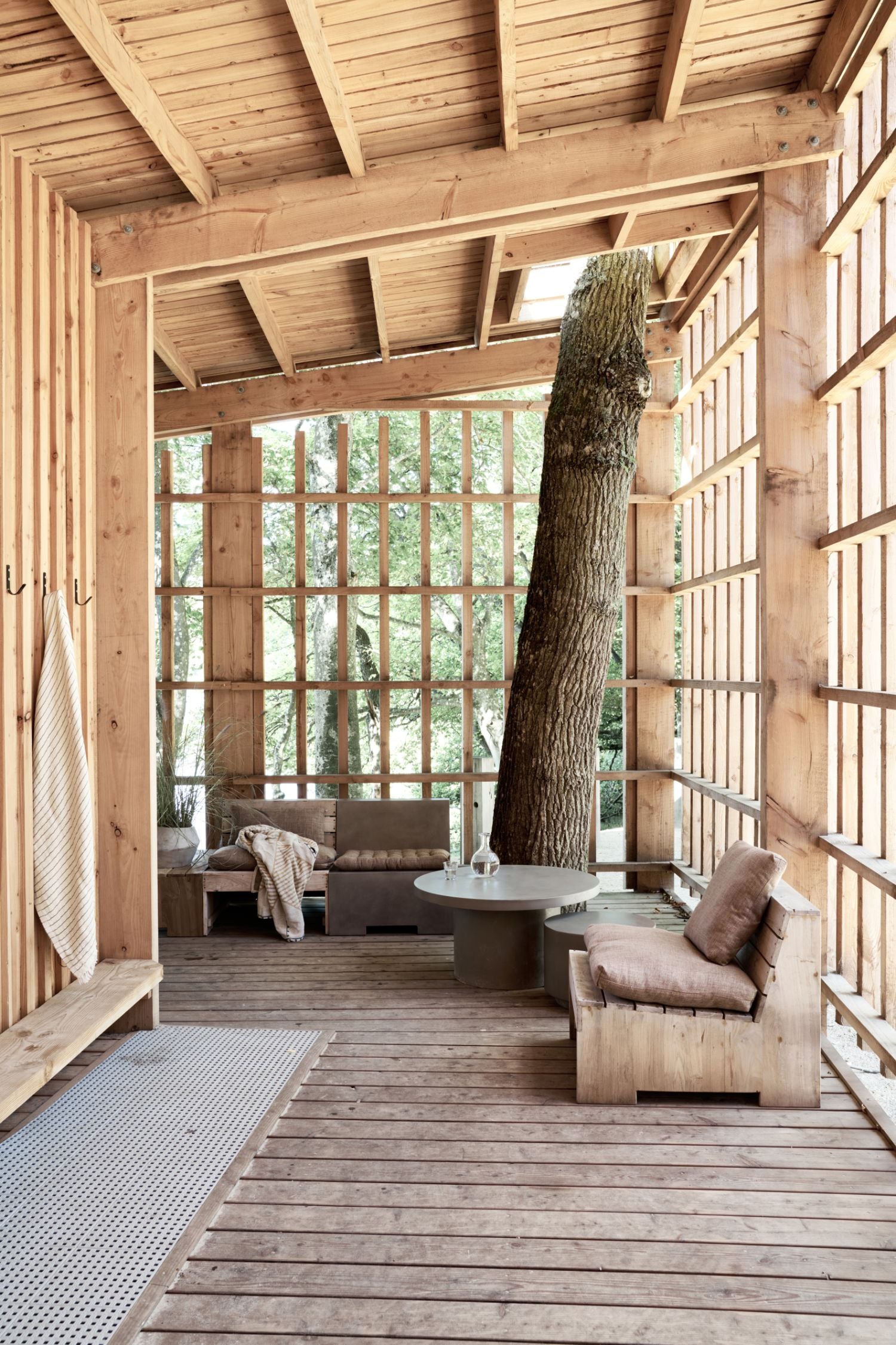 woodie teak sofa seat