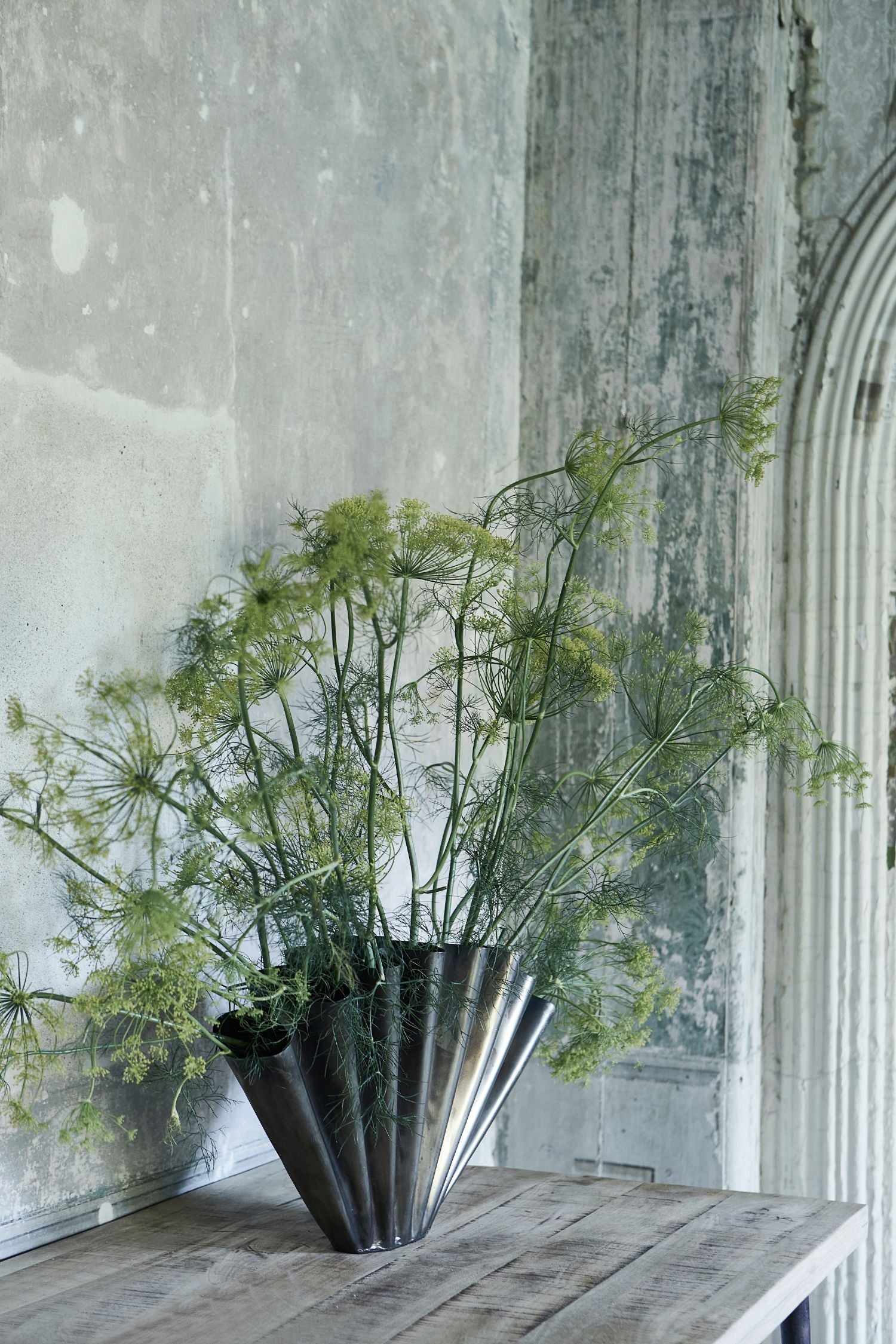 flood vase